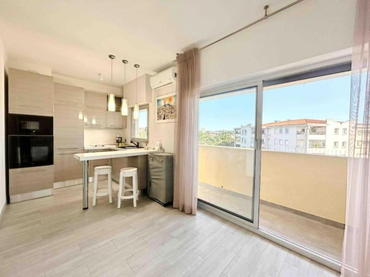 Il Gioiello : Apt 2 Pers, Clim, Piscine, Parking Antibes Bagian luar foto